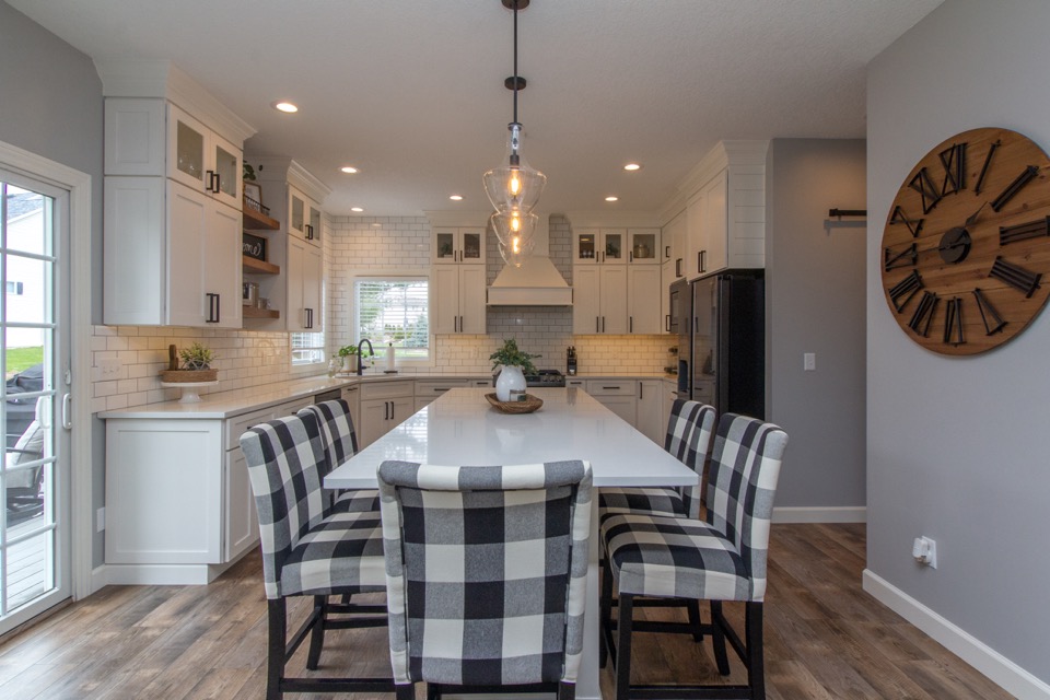 mainrealestate11