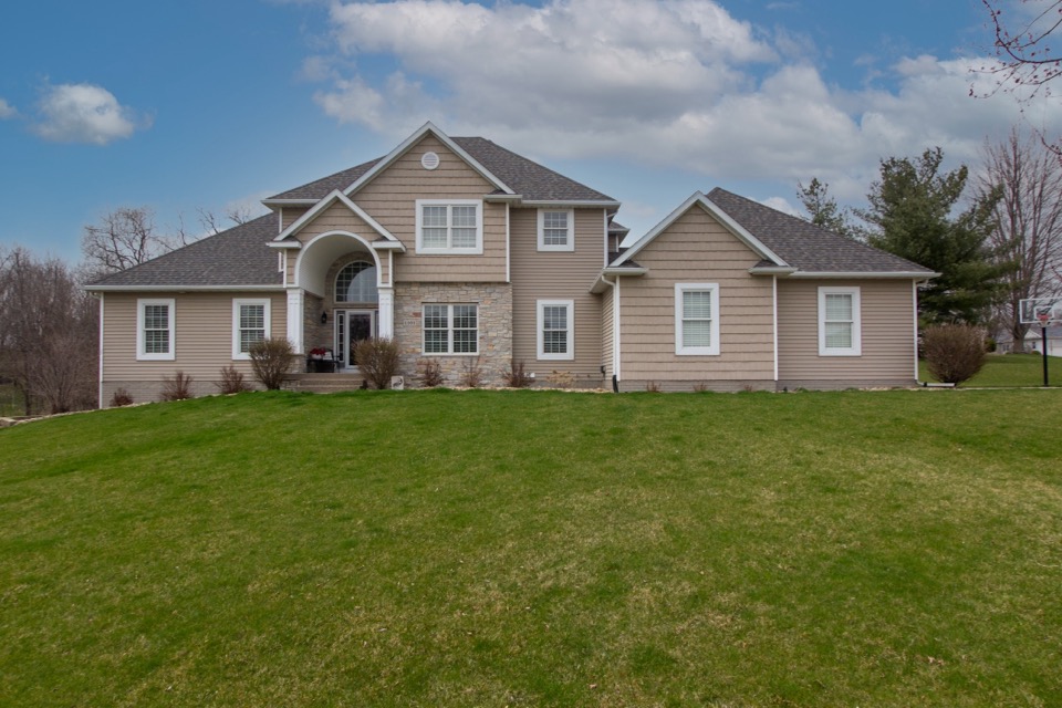 mainrealestate3
