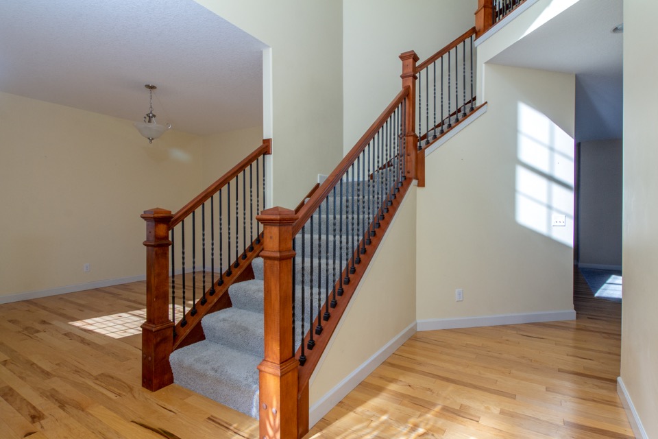 mainrealestate5